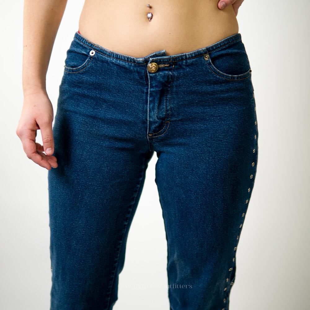 Vintage Y2K Flare Seamless Low Rise Studded Jeans - 4 - Picture 9 of 11